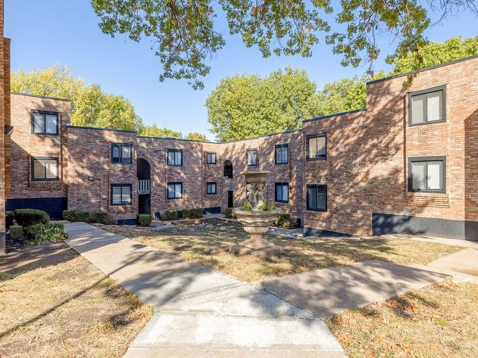 1st image of 1520 E 97th St #1530D