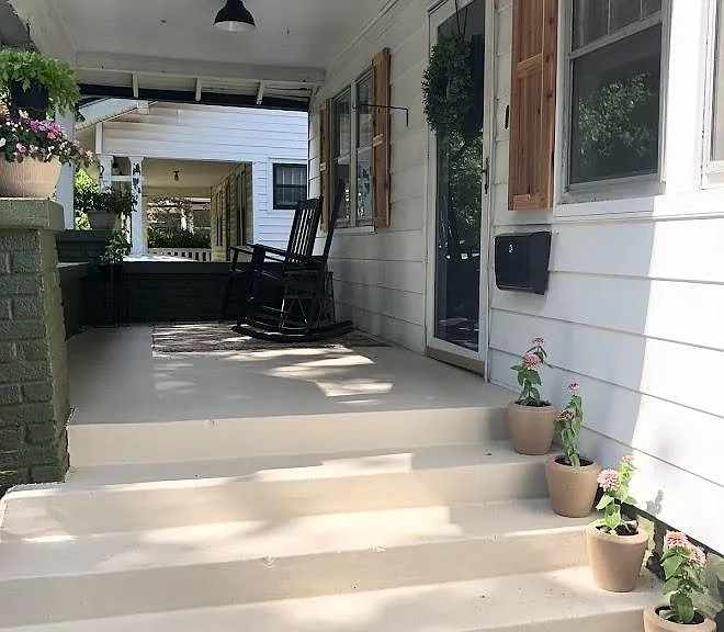 1242 N Coolidge Ave — Photo 3