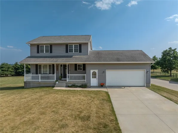 2101 Faith St, Urbana, IA 52345
