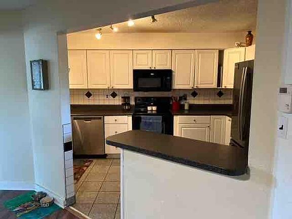 4th image of 2145 Whispering Sands Ln
