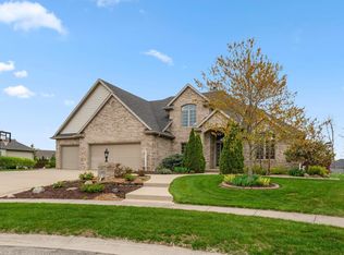 1206 Phaeton Way, Auburn, IN 46706