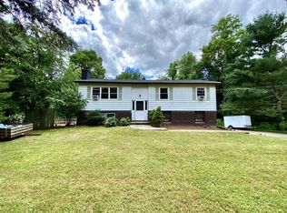 4 Alexander Rd, Hopewell Junction, NY 12533