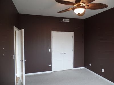 5th image of 100 N Hermitage Ave Unit 905