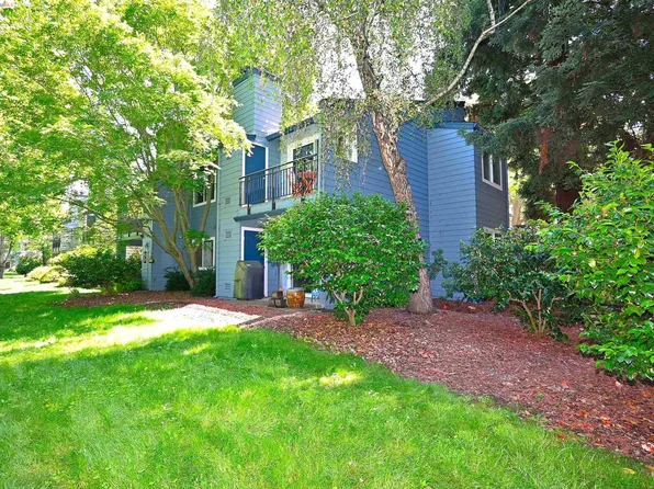 40 Emery Bay Dr, Emeryville, CA 94608