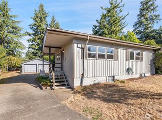 2202 NE 9th Place, Renton, WA 98056