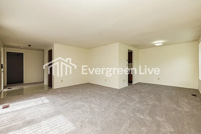 5664 Troy Villa Blvd — Photo 3