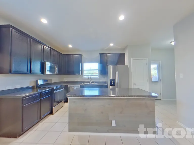 240 Dragon Ridge Rd — Photo 5