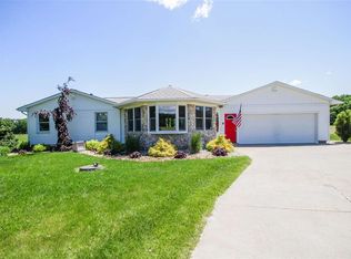 2751 N Sandstone Rd, Jackson, MI 49201