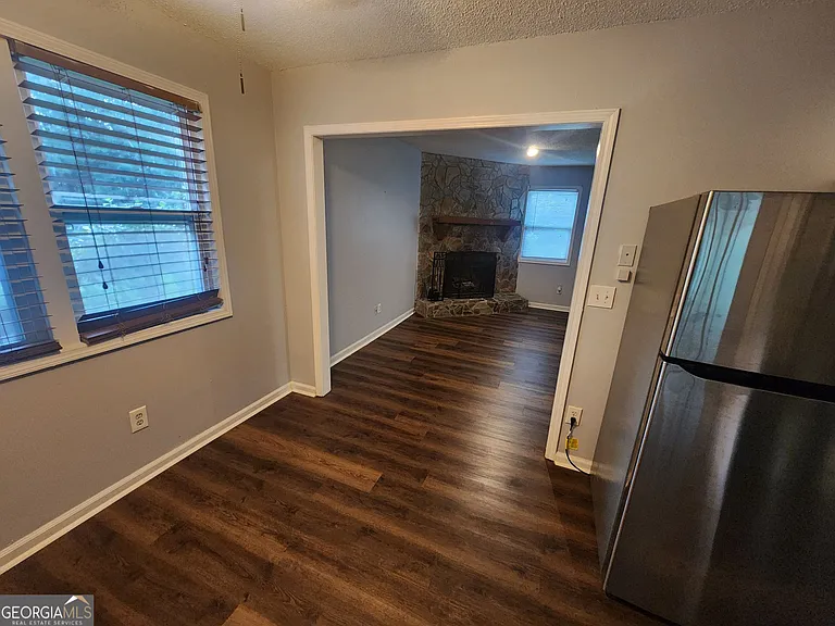 4002 Hawthorne Cir SE #A — Photo 6