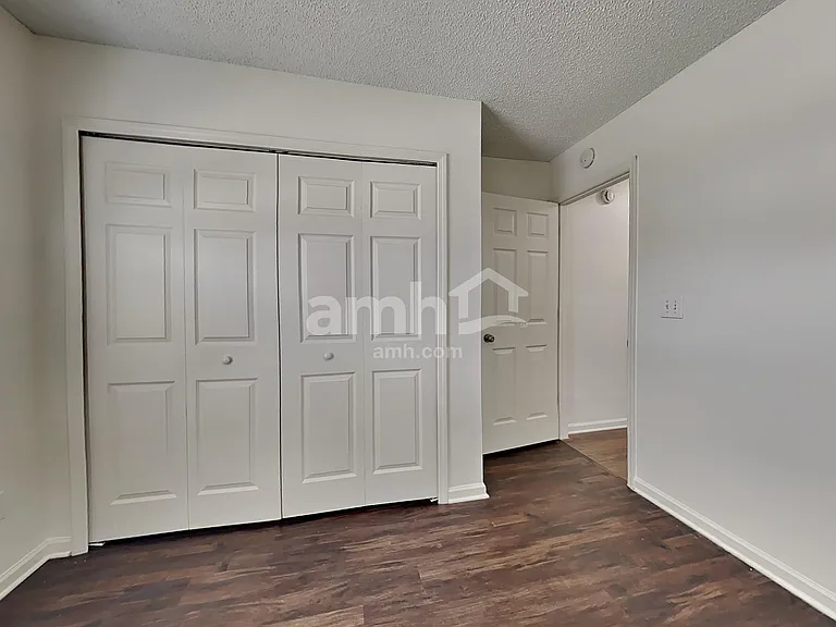 4406 Hanging Moss Dr — Photo 13