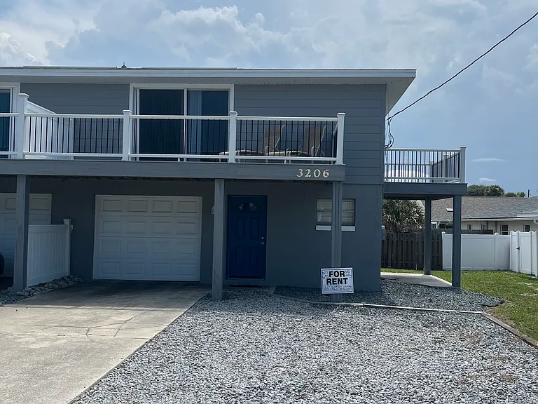 3206 S Atlantic Ave — Photo 1