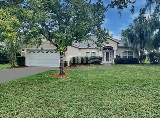2241 Lake Francis Dr, Apopka, FL 32712