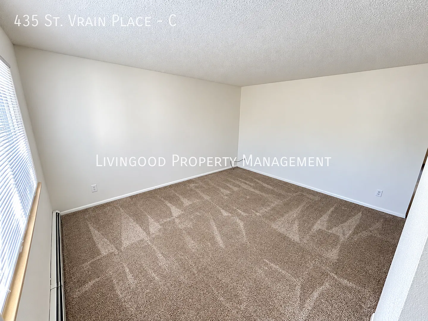 Beautifully Located St Vrain Property Near Downtown Colorado Springs Attractions — Photo 2