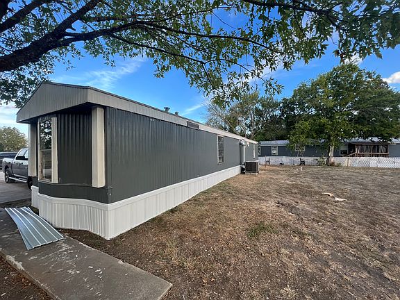 3rd image of 102 Fentress Star Rd