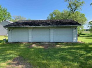 8379 Division St, Bancroft, WI 54921