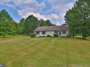 2135 Hendricks Rd, Pennsburg, PA 18073