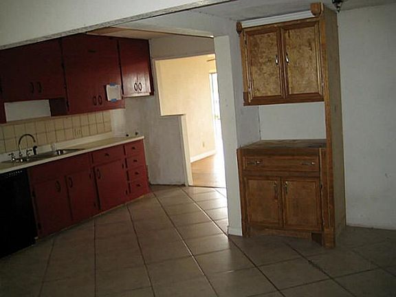 5th image of 4209 McKibben St