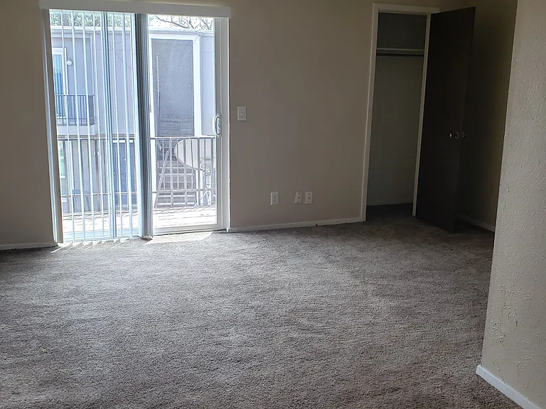 Avalon Meadows Apartments — Photo 2