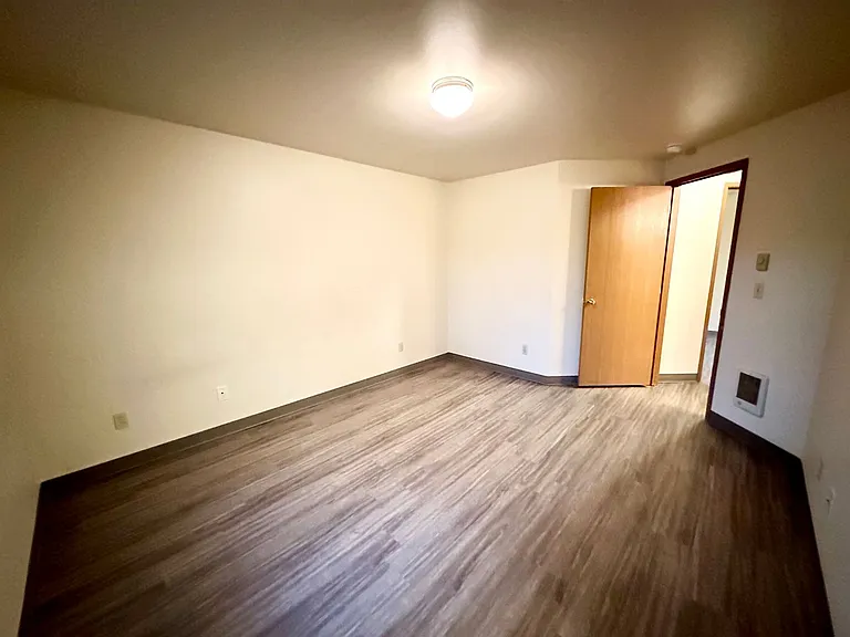 904 Juniper Ave — Photo 46