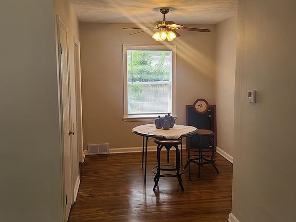 4th image of 1227 N 32nd St