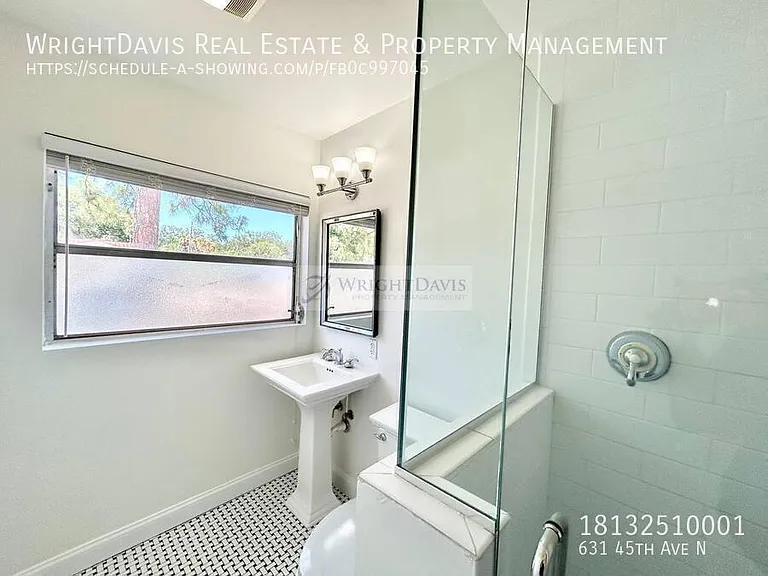 631 45th Ave N — Photo 19