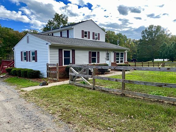 2nd image of 29180 Raccoon Ford Rd