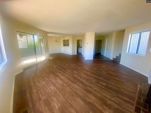 5th image of 96 Ligustrum Ln