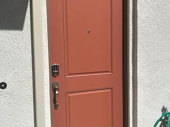 2nd image of 40382 Calle Real