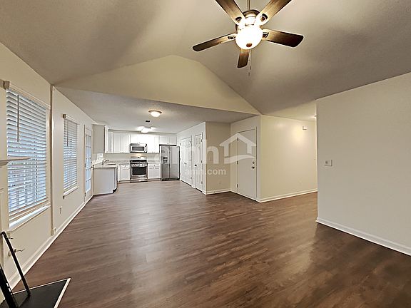 4th image of 4428 Red Eagle Ct