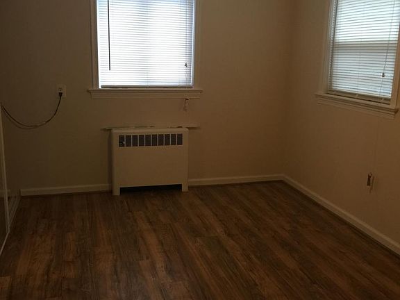 5th image of 4603 Old Dominion Dr #B