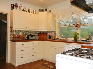 907 S Douglas Ave, Springfield, MO 65806