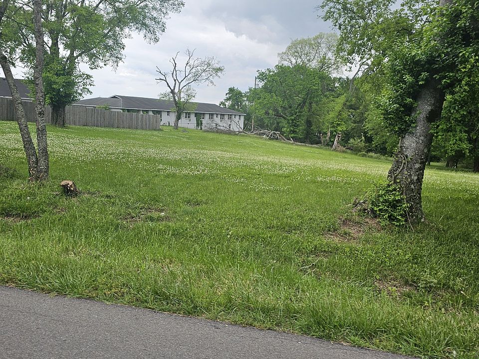 2nd image of 190 Cranwill Dr