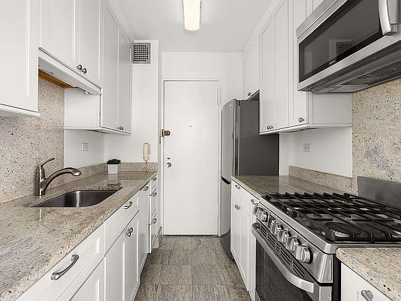 5th image of 1175 York Ave APT 11B