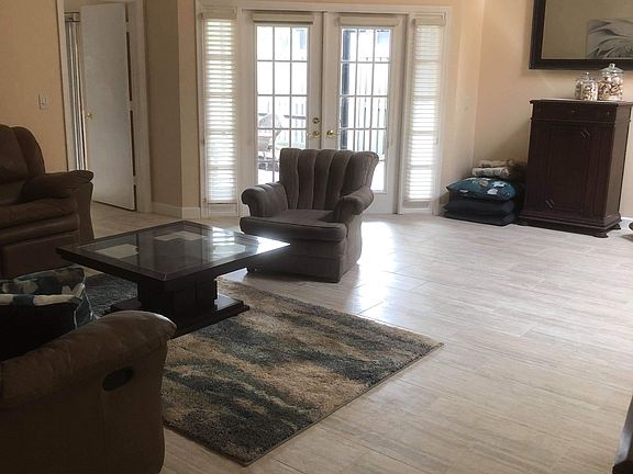 2nd image of 6529 Windsor Dr