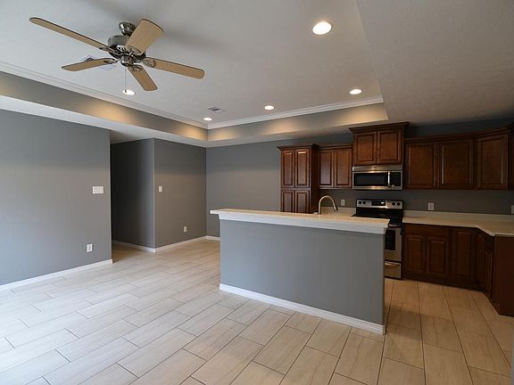 3rd image of 403 N 2nd 1/2 St #B