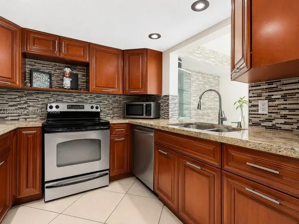 2055 SW 122nd Ave, Miami, FL
