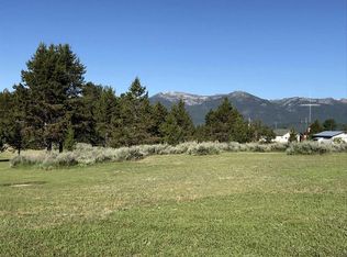 21 Nugget Dr, Cascade, ID 83611