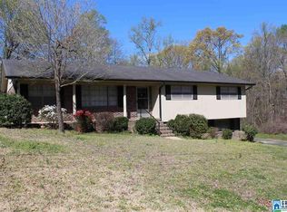 136 4th Ct, Pleasant Grove, AL 35127