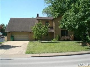 1028 W Main St, Festus, MO 63028