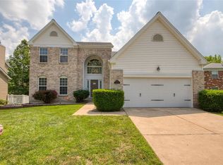 11306 Taylor Pines Dr, Maryland Heights, MO 63043
