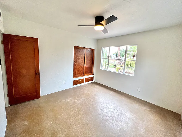 1414 E Palm Ln — Photo 23