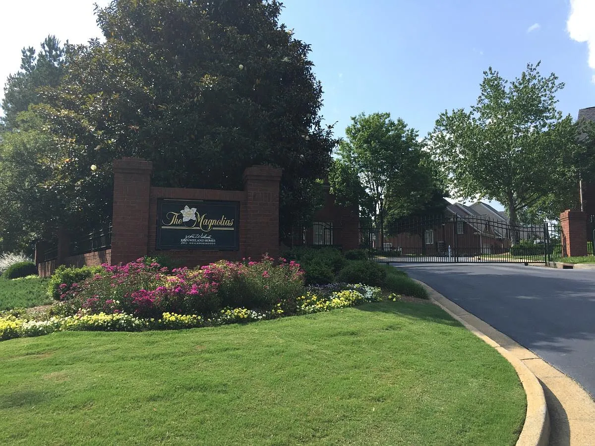 3 bed, 2720 sqft, $3,875 — Photo 4