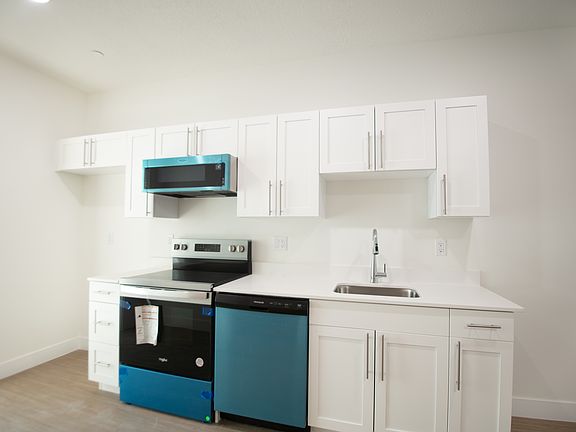 3rd image of 2085 N Main St #309