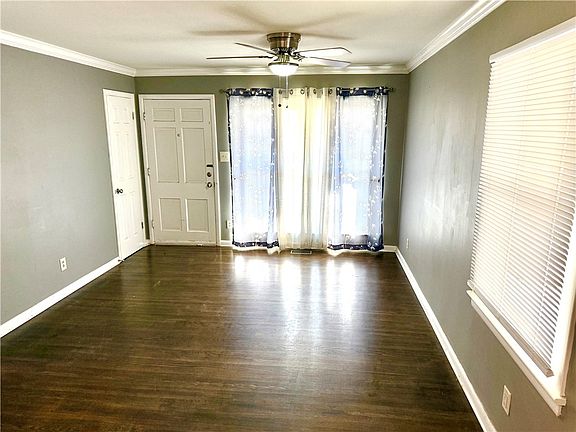 5th image of 10914 Birchwood Dr