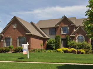 30328 Sterling Dr, Novi, MI 48377