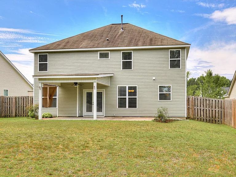 127 Radcliff Dr — Photo 48