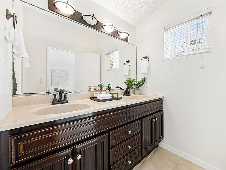 3550 Carter Dr #32 — Photo 9