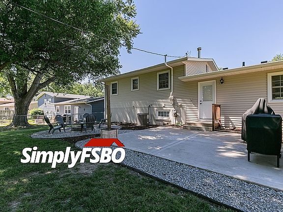 4th image of 1826 Sussex Ct