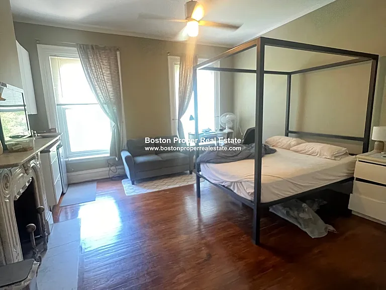 323 Beacon St #6 — Photo 2
