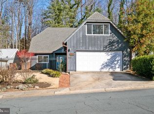 1533 Lake Forest Dr, Charlottesville, VA 22901
